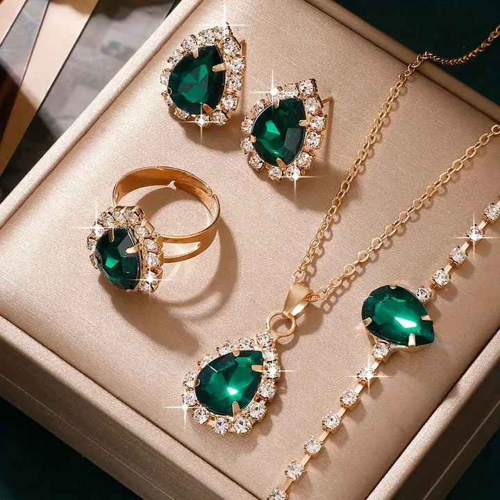 Elegante gouden ketting met verfijnd detail