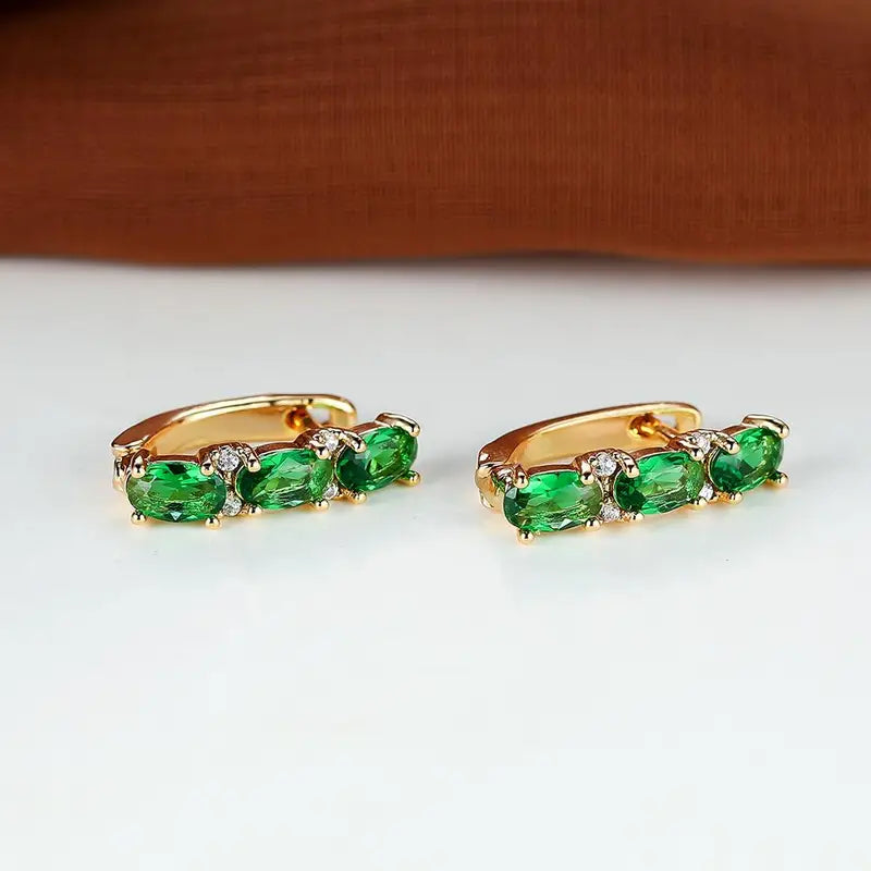 Elegante gouden oorbellen met subtiele glans