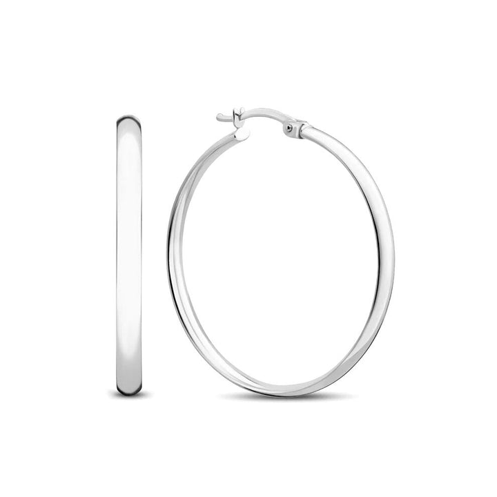 Elegante oorbellen van wit goud met verfijnde details