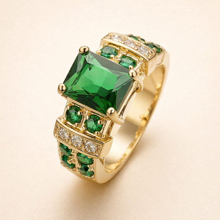Elegante gouden ring met verfijnde details