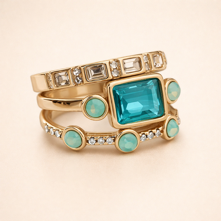 Elegante gouden ringenset met verfijnde details