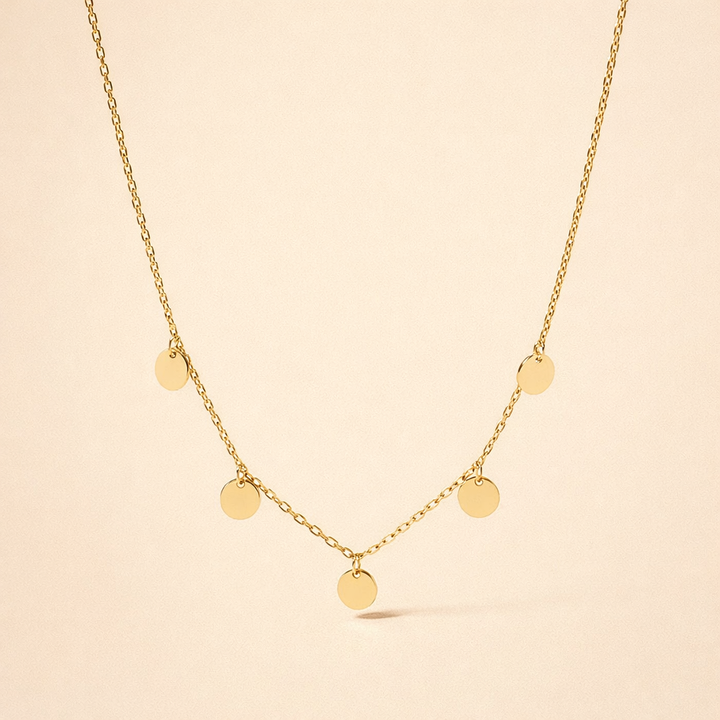 Elegante zilveren cultuurketting met verfijnde details