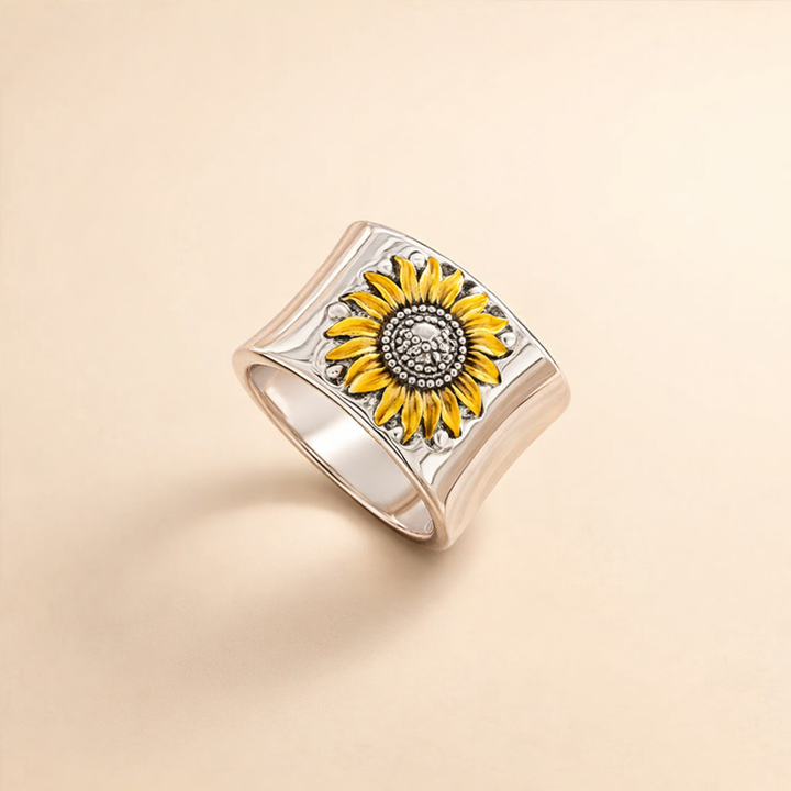 Zilveren ring met zonnebloemontwerp