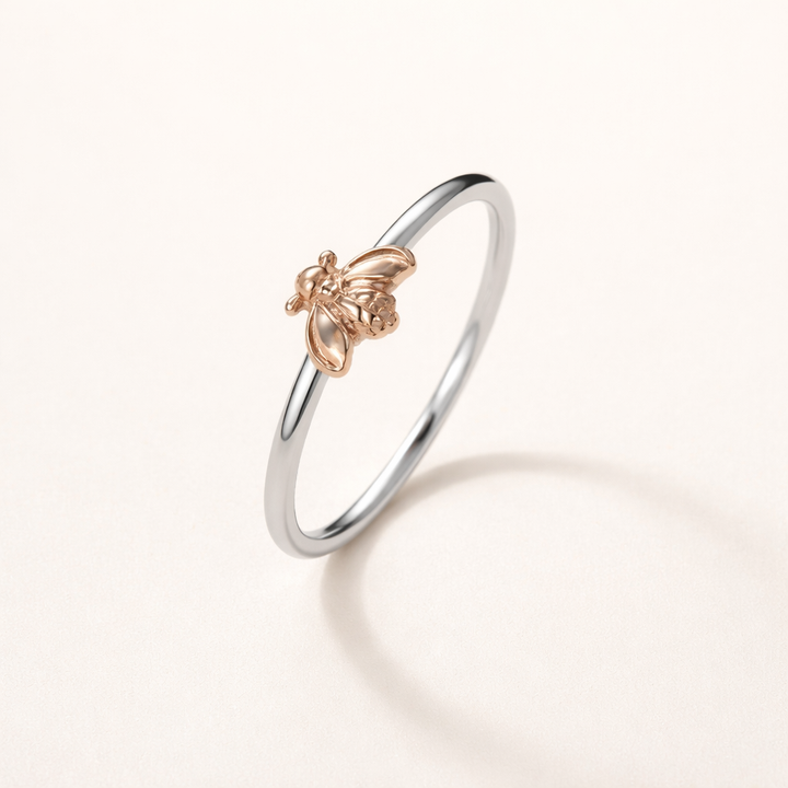 Elegante zilveren ring met verfijnde details