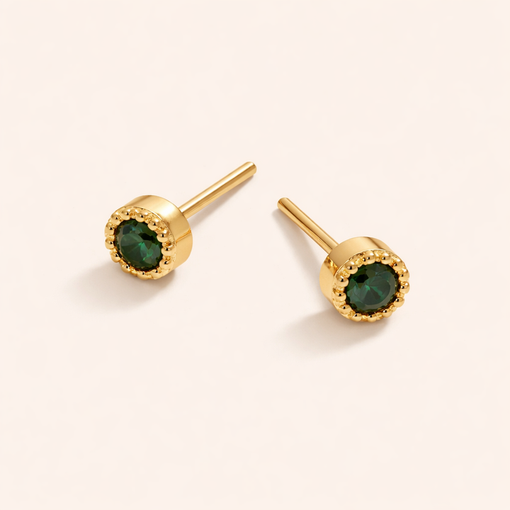 Elegante oorringen met smaragdgroen zirkonia