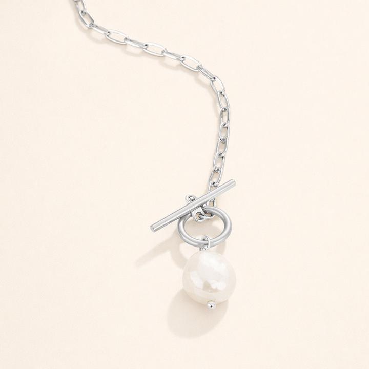 Elegante zilveren ketting met zoetwaterparel