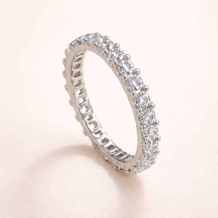 Elegante zilveren ring met verfijnde zirkonia inleg