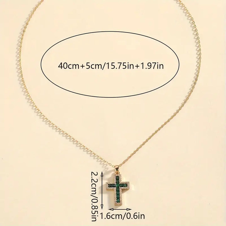 Elegante gouden ketting met smaragd kruis hanger