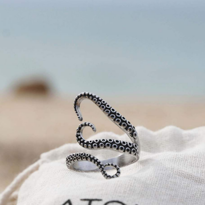 Elegante zilveren ring met verfijnde tentakels
