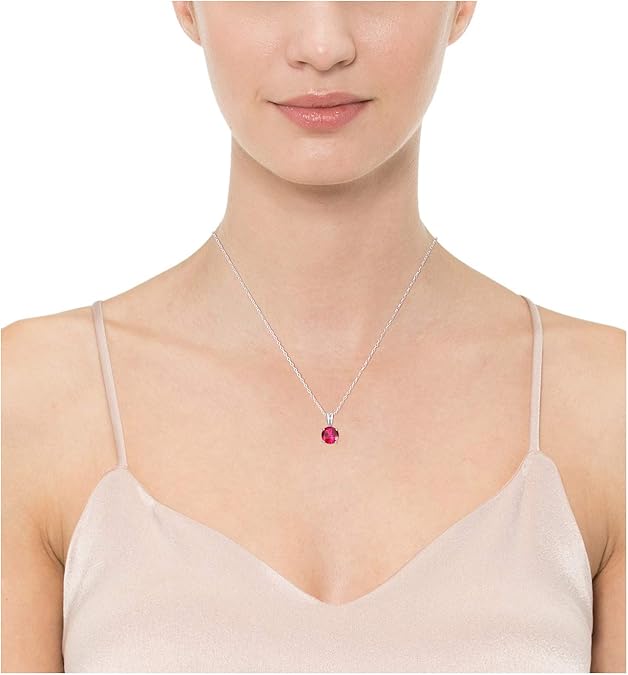 Elegante ronde robijn ketting in wit goud
