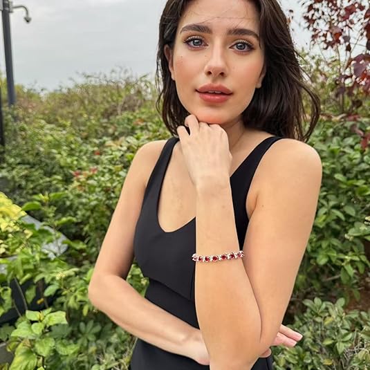 Elegante tennisarmband van wit goud met sprankelende zirkonia