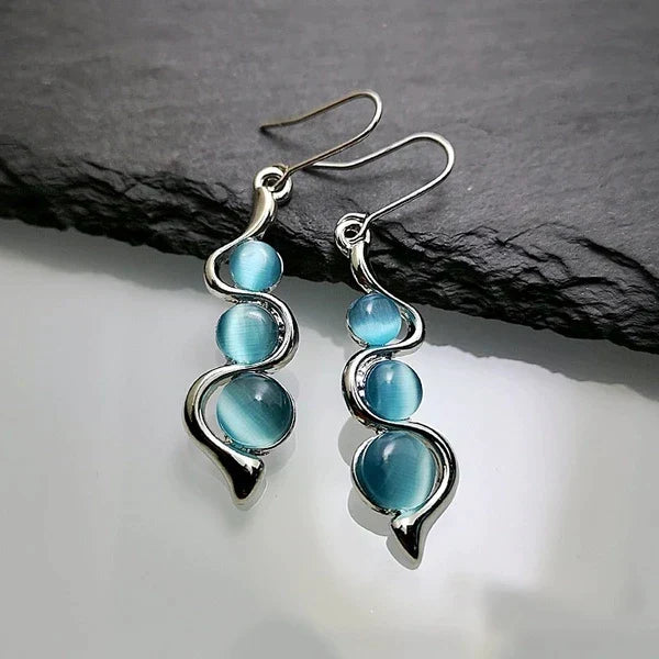 Elegante blauwe zirkonia oorbellen
