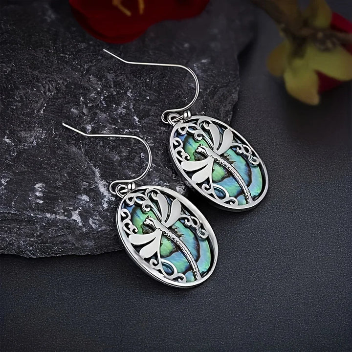 Abalone Schelp Libelle Oorbellen – Symbool van Vernieuwing & Gratie