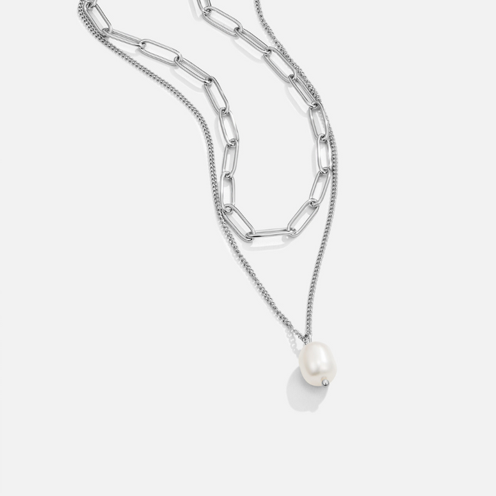 Elegante zilveren ketting met parels