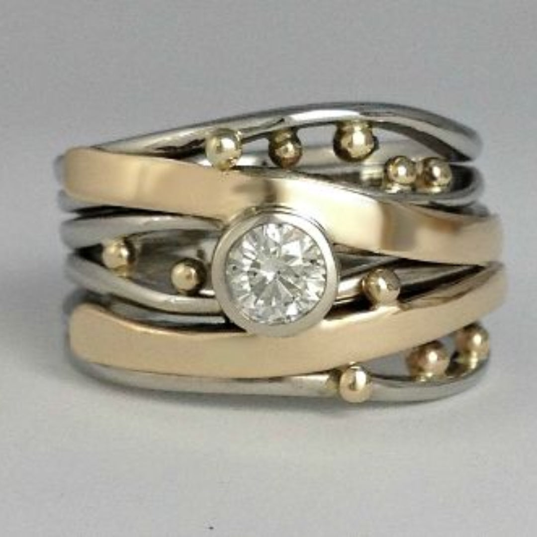 Elegante gouden ring met zirkonia in vintage stijl