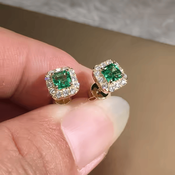 Elegante gouden oorbellen met een verfijnd design