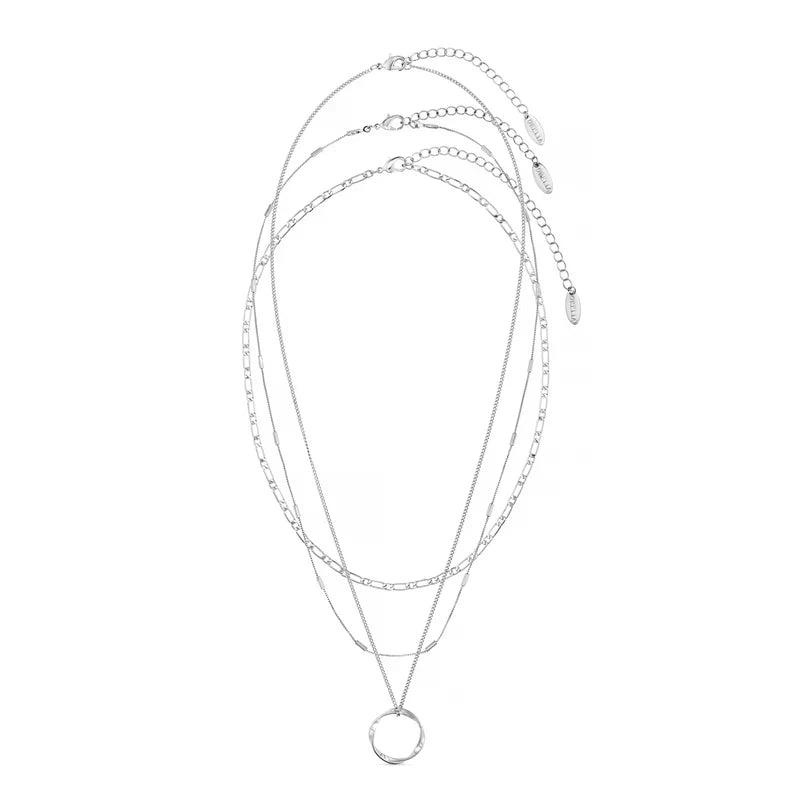 Elegante open cirkel ketting van wit goud