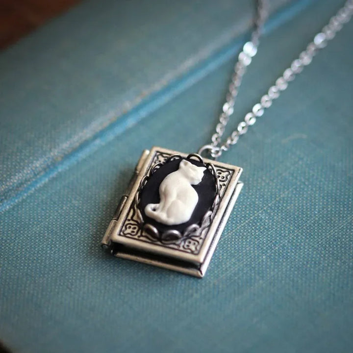 Vintage Kat Boek Hanger Ketting – Draaibare Pagina Ontwerp