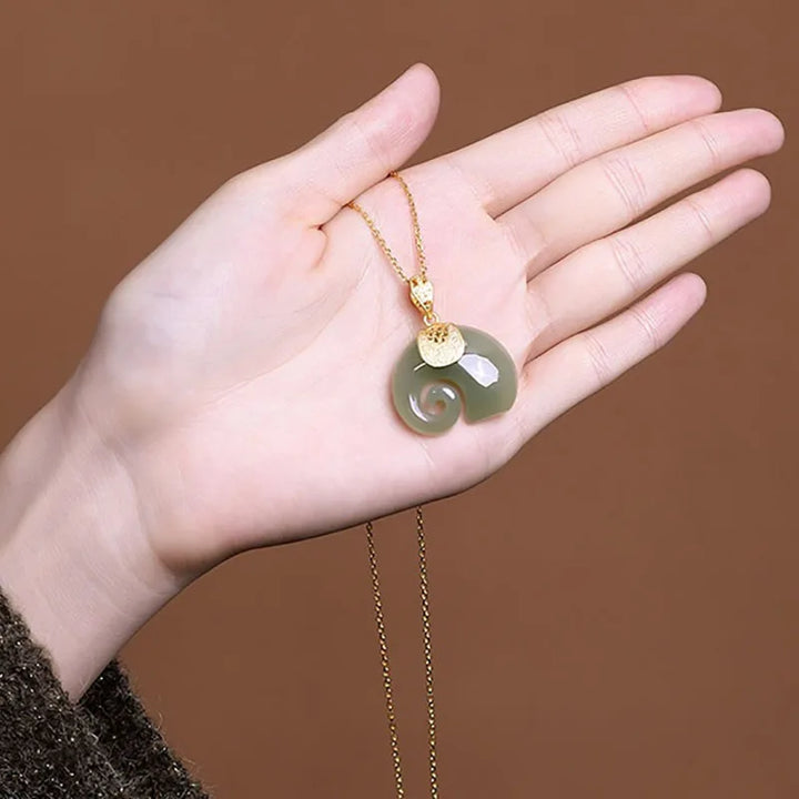 Hetian Jade Olifant Hanger Ketting – Goud Geplateerde Ketting voor Vrouwen