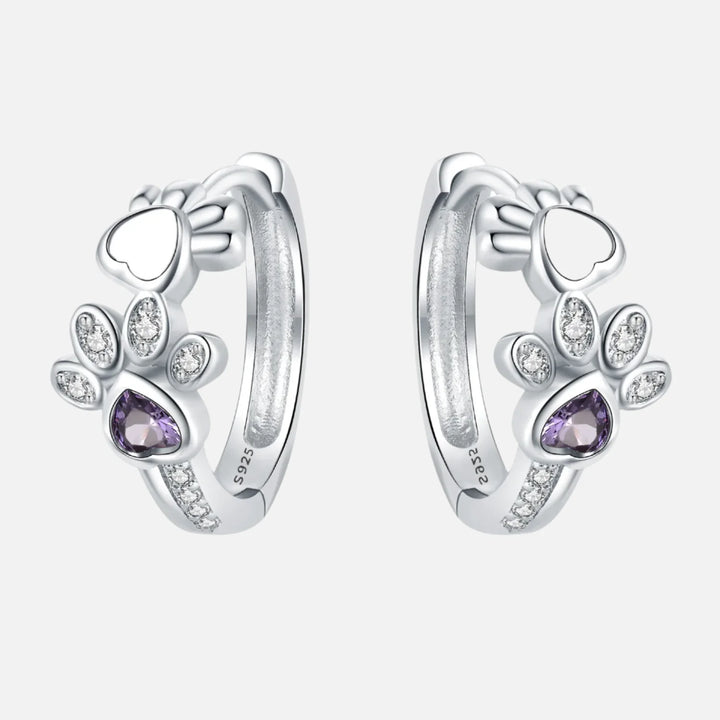 Paw Huggie Oorbellen in Sterling Zilver – Met Zirkonia en Hart Edelsteen