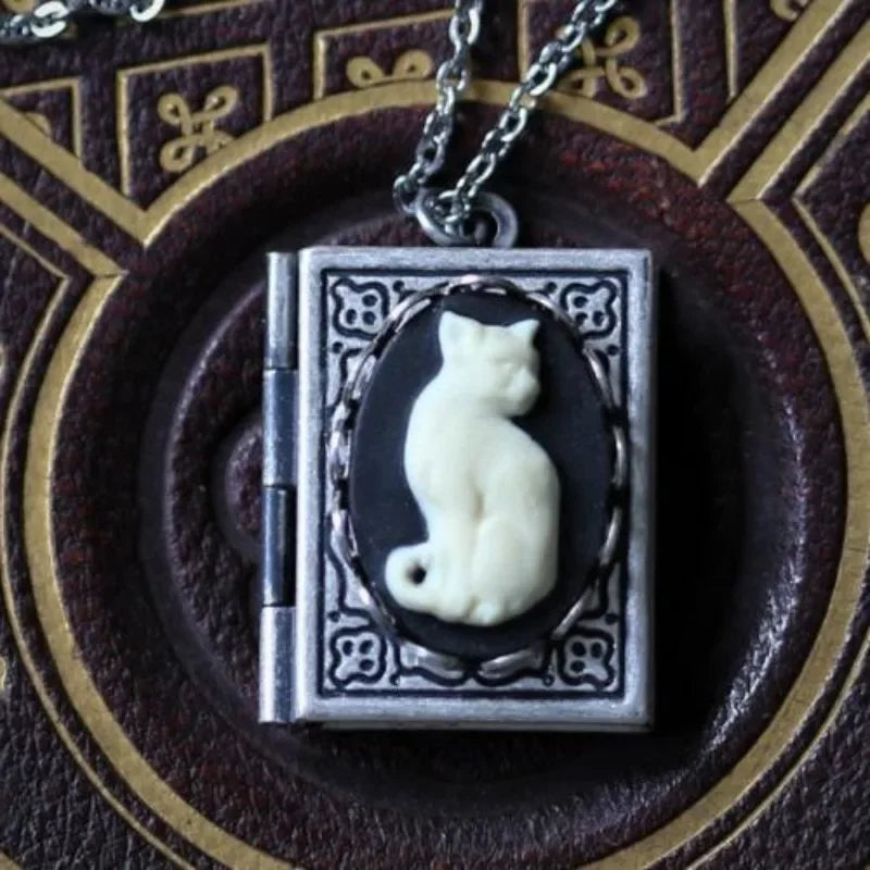 Vintage Kat Boek Hanger Ketting – Draaibare Pagina Ontwerp