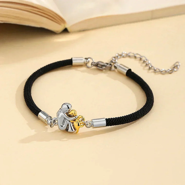 Elegante zilveren armband met hondencharme