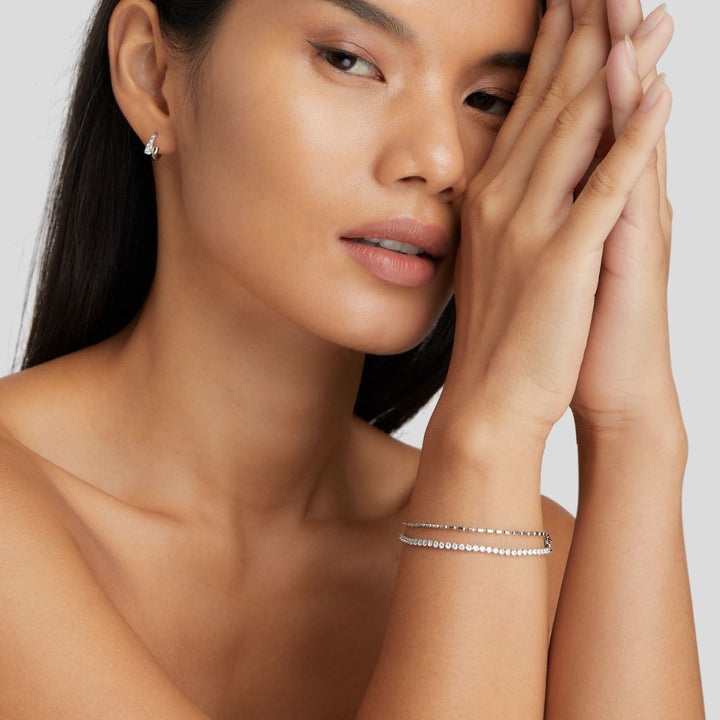 Elegante zilveren armband met sprankelende kristallen