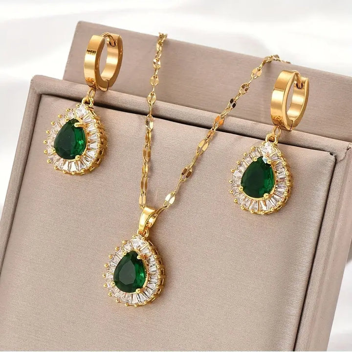 Elegante gouden ketting met subtiele hangers