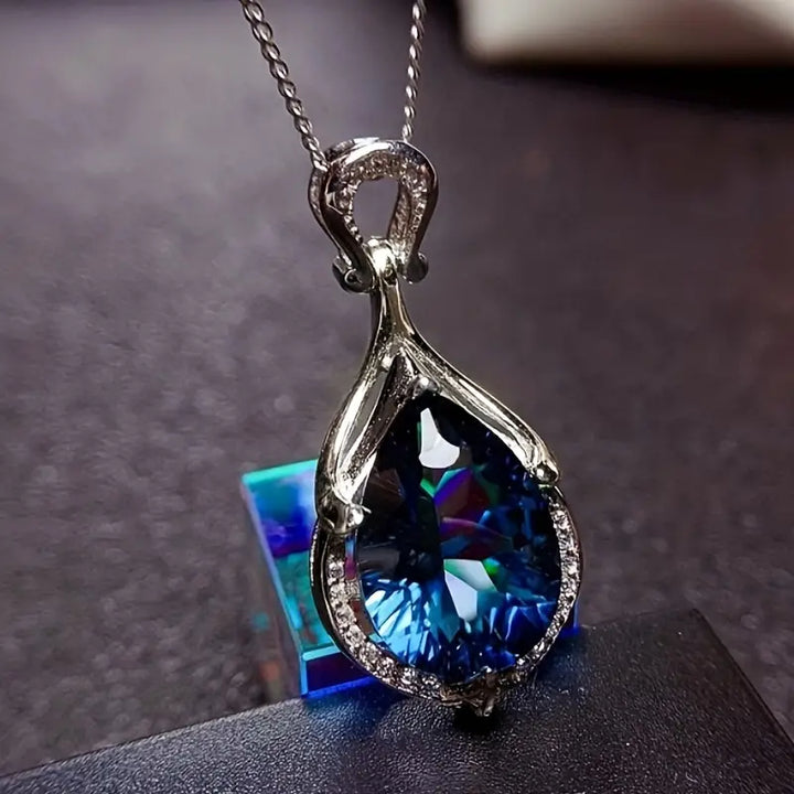 Elegante witgouden ketting met verfijnde details