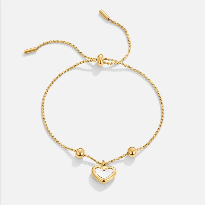 Verfijnde armband van zilver met een hartje