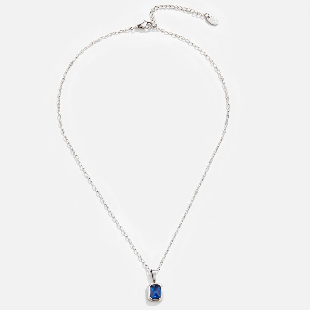 Zilveren ketting met oceaanblauwe hanger