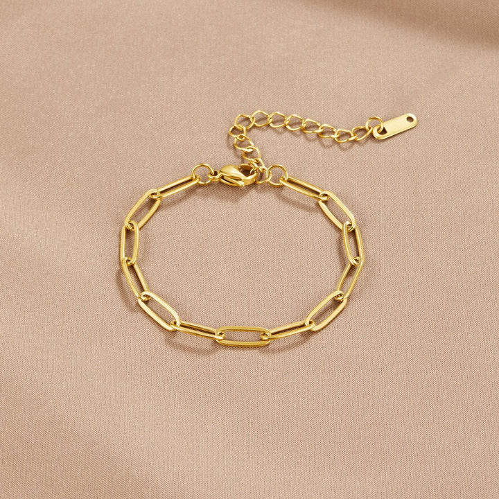 Elegante gouden armband met verfijnd design