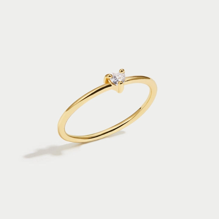 Verfijnde zirkonia ring met hartje